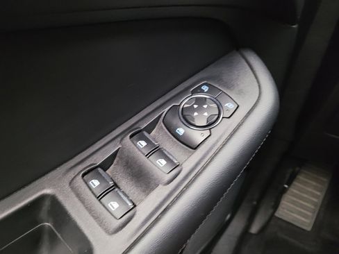 Used 2024 Ford Edge SEL image 27