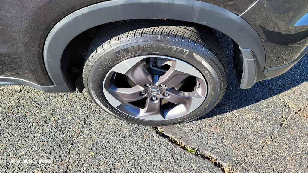 Used 2018 Honda HR-V EX-L image 8