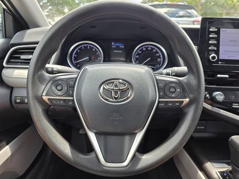 Used 2022 Toyota Camry LE FWD image 23