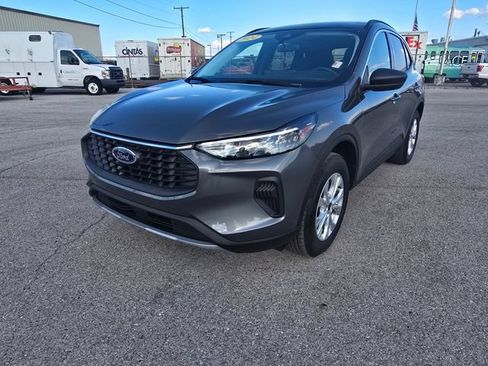 Used 2024 Ford Escape Active w/ Tech Pack #1 AWD/4WD image 8