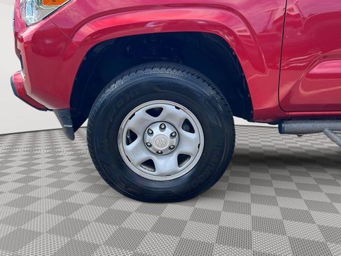 Used 2020 Toyota Tacoma SR w/ SR Convenience Package AWD/4WD image 12