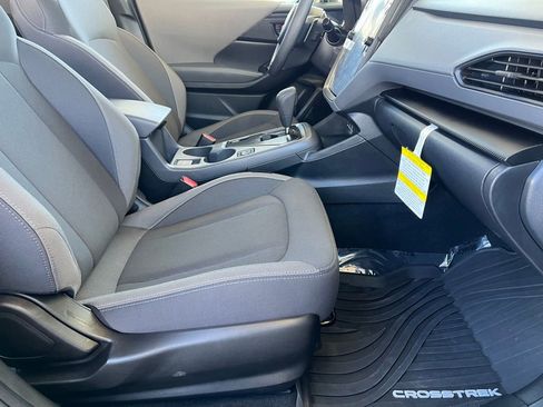 Certified 2025 Subaru Crosstrek 2.0i Premium image 24