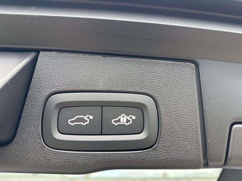 New 2026 Volvo XC60 B5 Core AWD/4WD image 22