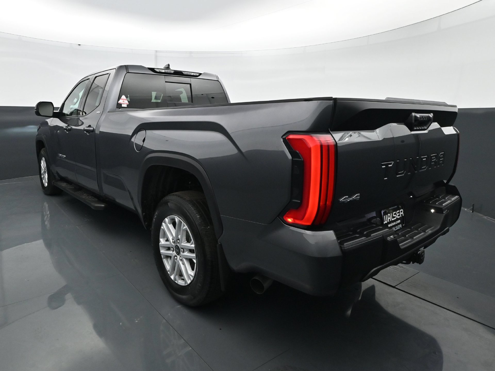 Used 2023 Toyota Tundra SR5 AWD/4WD image 5