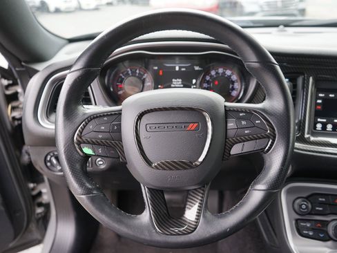 Used 2019 Dodge Challenger SXT w/ Blacktop Package image 13