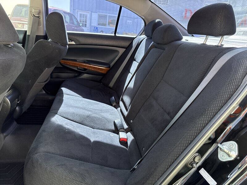 Used 2012 Honda Accord EX image 16