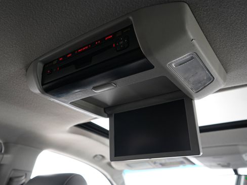 Used 2012 Toyota Sequoia Platinum AWD/4WD image 14