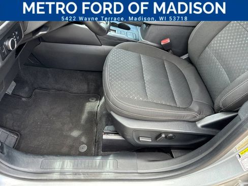 Used 2024 Ford Escape Active AWD/4WD image 11