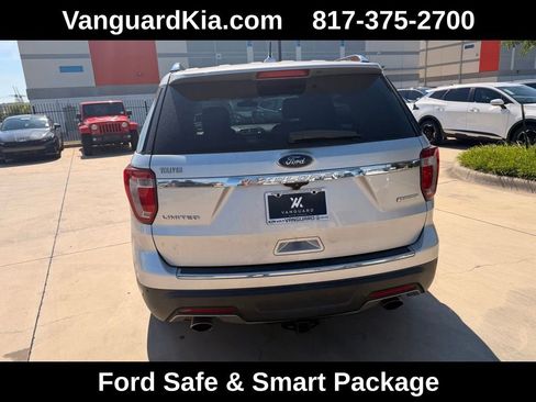 Used 2018 Ford Explorer Limited w/ Equipment Group 301A FWD image 3