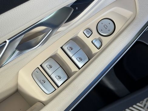 New 2026 BMW 330i 330i NA (330i NA Sedan) w/ Premium Package image 24