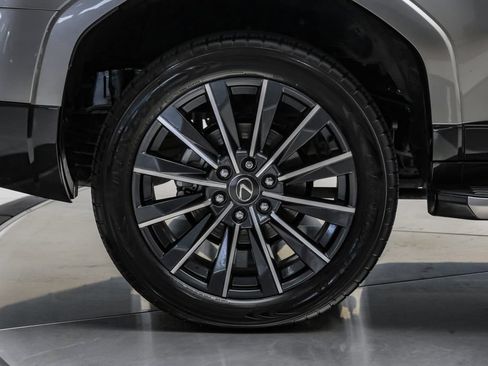 Used 2024 Lexus GX 550 w/ Accessory Package (Z1) AWD/4WD image 57
