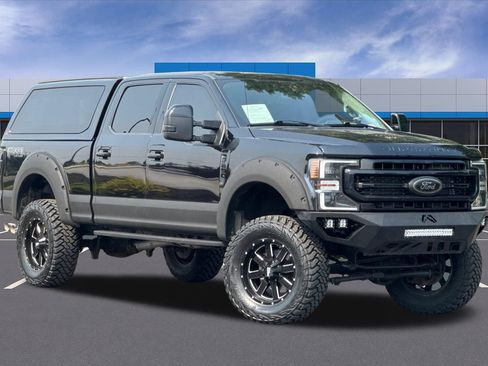 Used 2021 Ford F250 Lariat AWD/4WD image 2