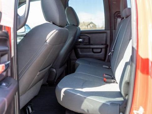 Used 2022 RAM 1500 Classic Warlock w/ Electronics Group AWD/4WD image 10