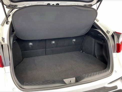 Used 2019 Toyota C-HR Limited image 28