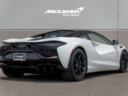 New 2026 McLaren Artura RWD image 7