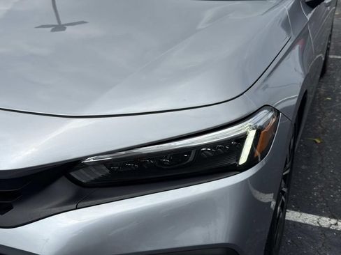Used 2023 Honda Civic EX-L image 10