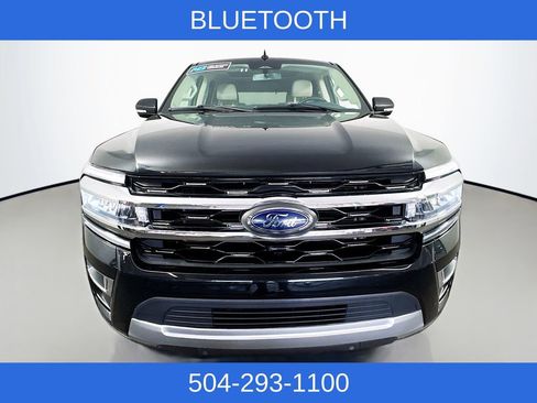 Used 2024 Ford Expedition Limited AWD/4WD image 3