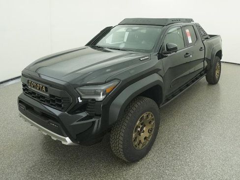 New 2025 Toyota Tacoma Trailhunter image 73