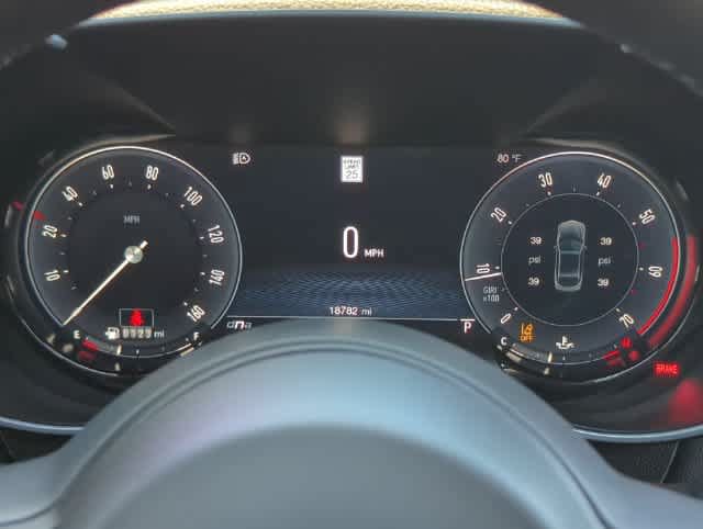 Used 2025 Alfa Romeo Giulia AWD image 34