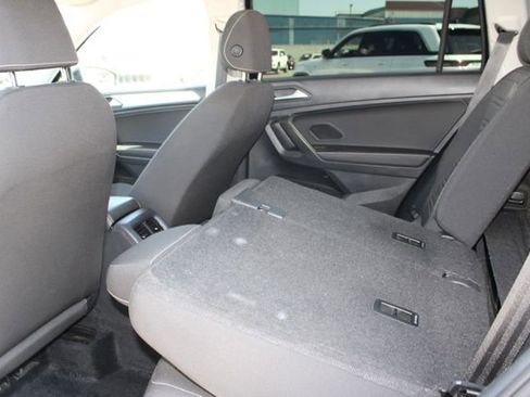 Used 2022 Volkswagen Tiguan S image 35