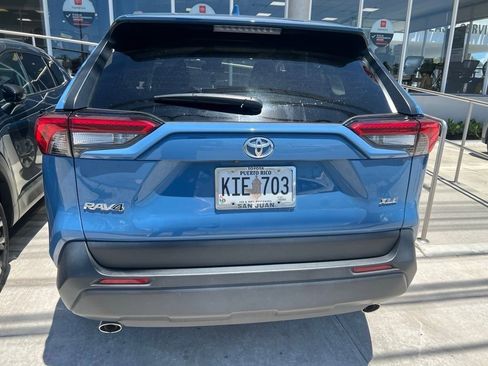 Used 2024 Toyota RAV4 XLE Premium FWD image 4