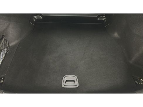 Used 2025 Mercedes-Benz C 300 Sedan image 39