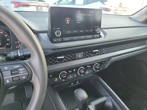 Used 2023 Honda Accord EX image 25