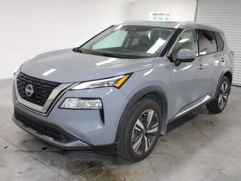 Used 2023 Nissan Rogue SL w/ SL Premium Package FWD image 4