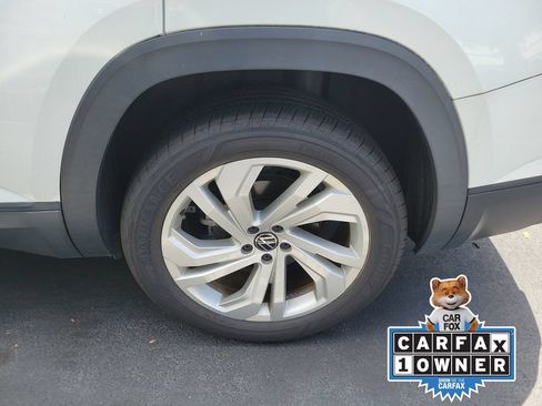 Used 2022 Volkswagen Atlas SE w/ Panoramic Sunroof Package FWD image 7