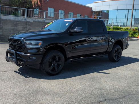 Used 2023 RAM 1500 Big Horn AWD/4WD image 3