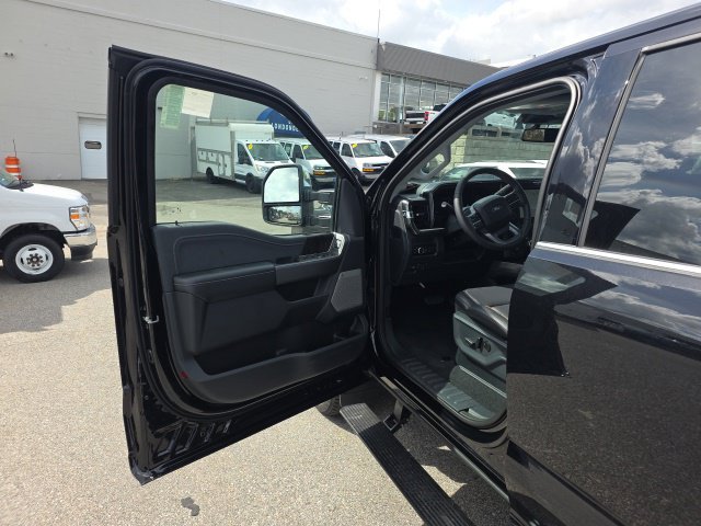 New 2027 Ford F350 Lariat w/ Lariat Ultimate Package AWD/4WD image 12