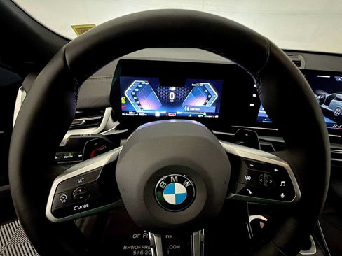 Used 2026 BMW X2 xDrive28i w/ M Sport Package AWD/4WD image 13