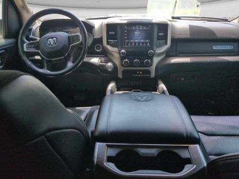 Used 2019 RAM 1500 Laramie AWD/4WD image 13