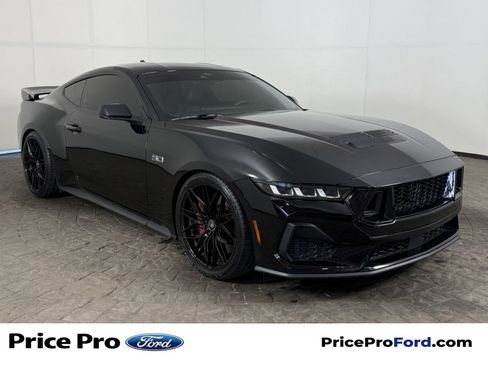 Used 2024 Ford Mustang GT Premium RWD image 1