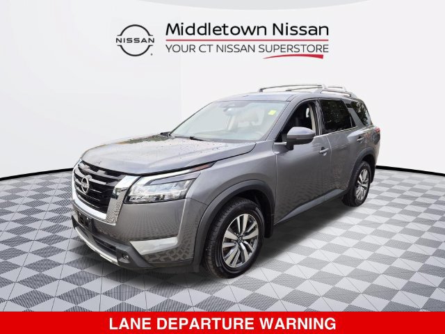 Used 2023 Nissan Pathfinder SL AWD/4WD image 8