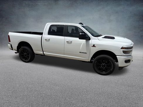 Used 2025 RAM 2500 Laramie w/ Night Edition AWD/4WD image 7