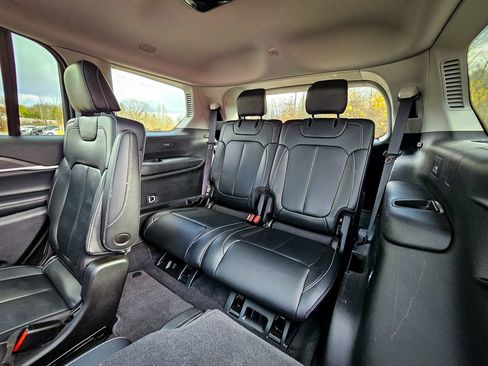 Certified 2022 Jeep Grand Cherokee L Limited image 40