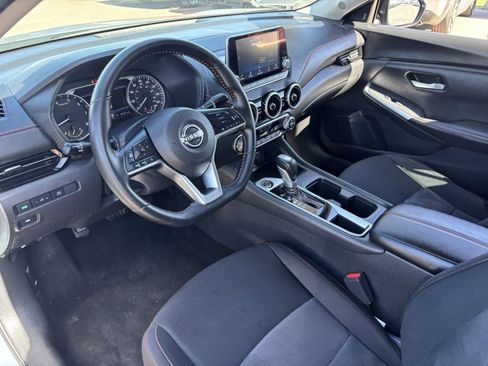Used 2025 Nissan Sentra SR FWD image 19