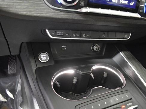 Used 2019 Audi A4 2.0T Premium image 17