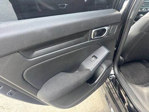 Used 2025 Honda Civic Sport image 14