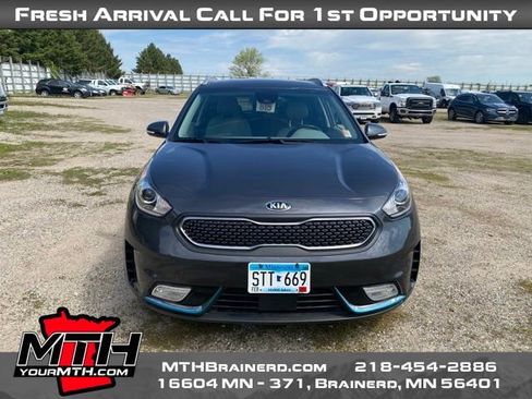 Used 2019 Kia Niro EX FWD image 3