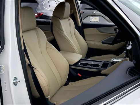 Certified 2026 Acura MDX FWD w/ Technology Package image 8