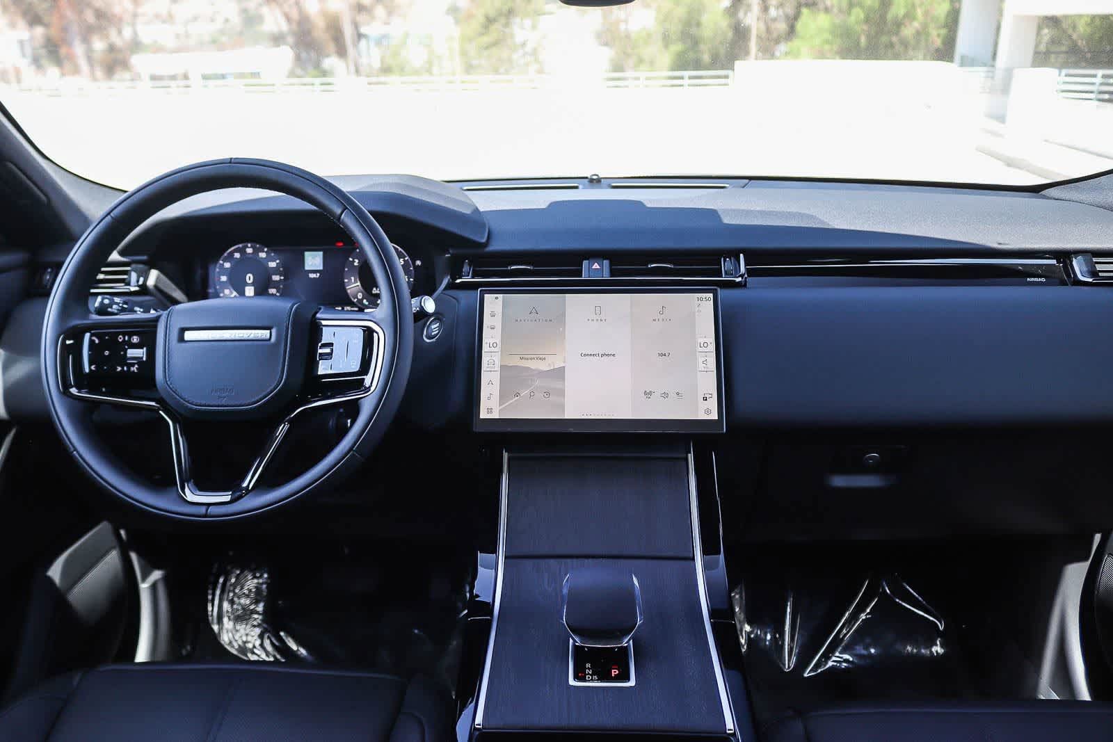 New 2026 Land Rover Range Rover Velar S AWD/4WD image 12