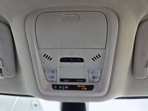 Used 2023 Buick Enclave Essence FWD image 26