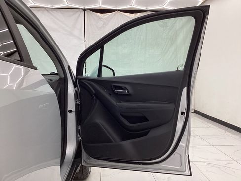 Used 2020 Chevrolet Trax LS w/ Tint and Cruise Package image 19