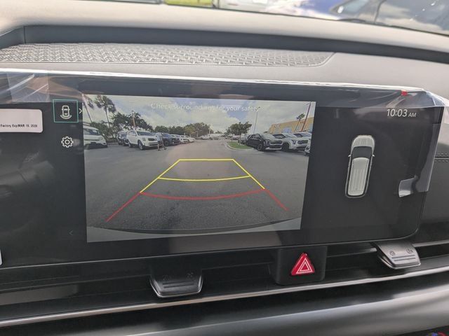 New 2027 Kia Carnival FWD image 24