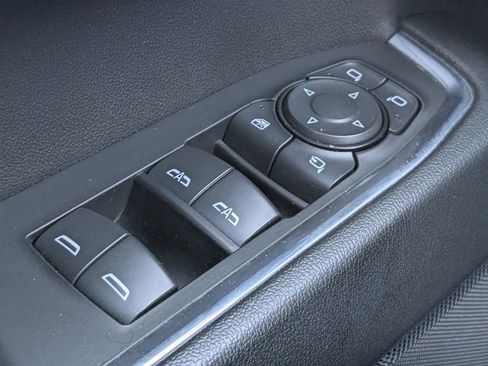 Used 2025 GMC Sierra 1500 SLT image 21