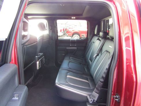 Used 2018 Ford F150 Platinum image 39