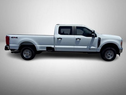 Used 2023 Ford F250 XL w/ XL Chrome Package AWD/4WD image 5