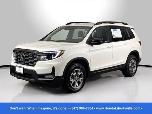 Used 2023 Honda Passport TrailSport image 1